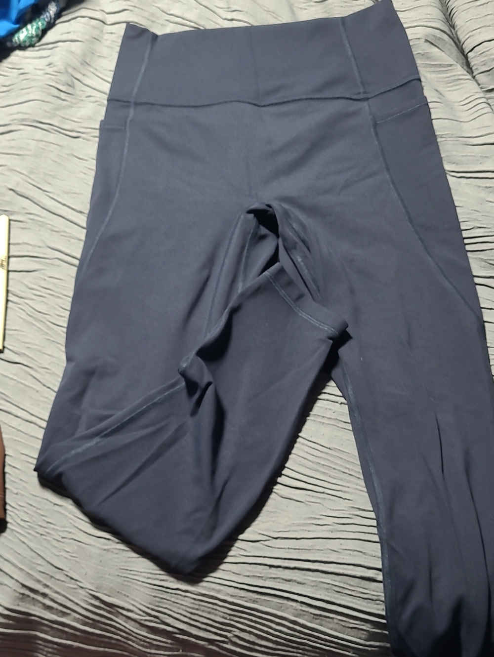 CRZ YOGA Navy High-Waist Performance Leggings Scrunchy Bum With Pockets